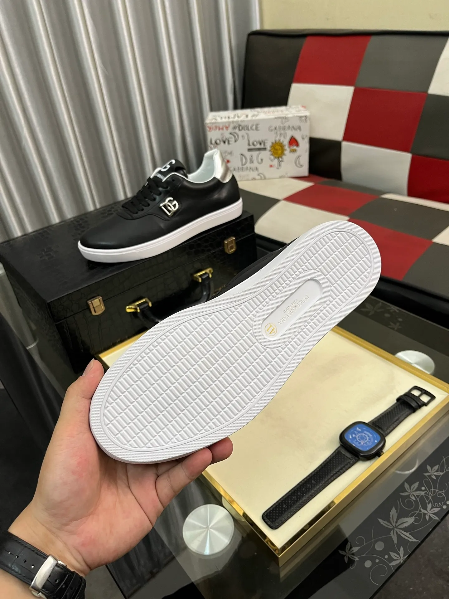 Men's Men's Shoes💰420⌚️⌚️Dolce&Gabbana••DG✔️Men's Sports•Casual Shoes. Original goods from top counters. Original imported cowhide, multi-material splicing design ➕Imported cowhide lining, cowhide feet ➕Original TPR elastic outsole. Size: 38-46